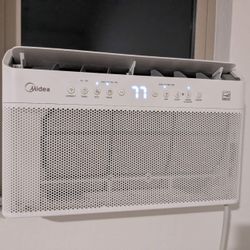 Midea window air conditioner maw 12000 btu like new