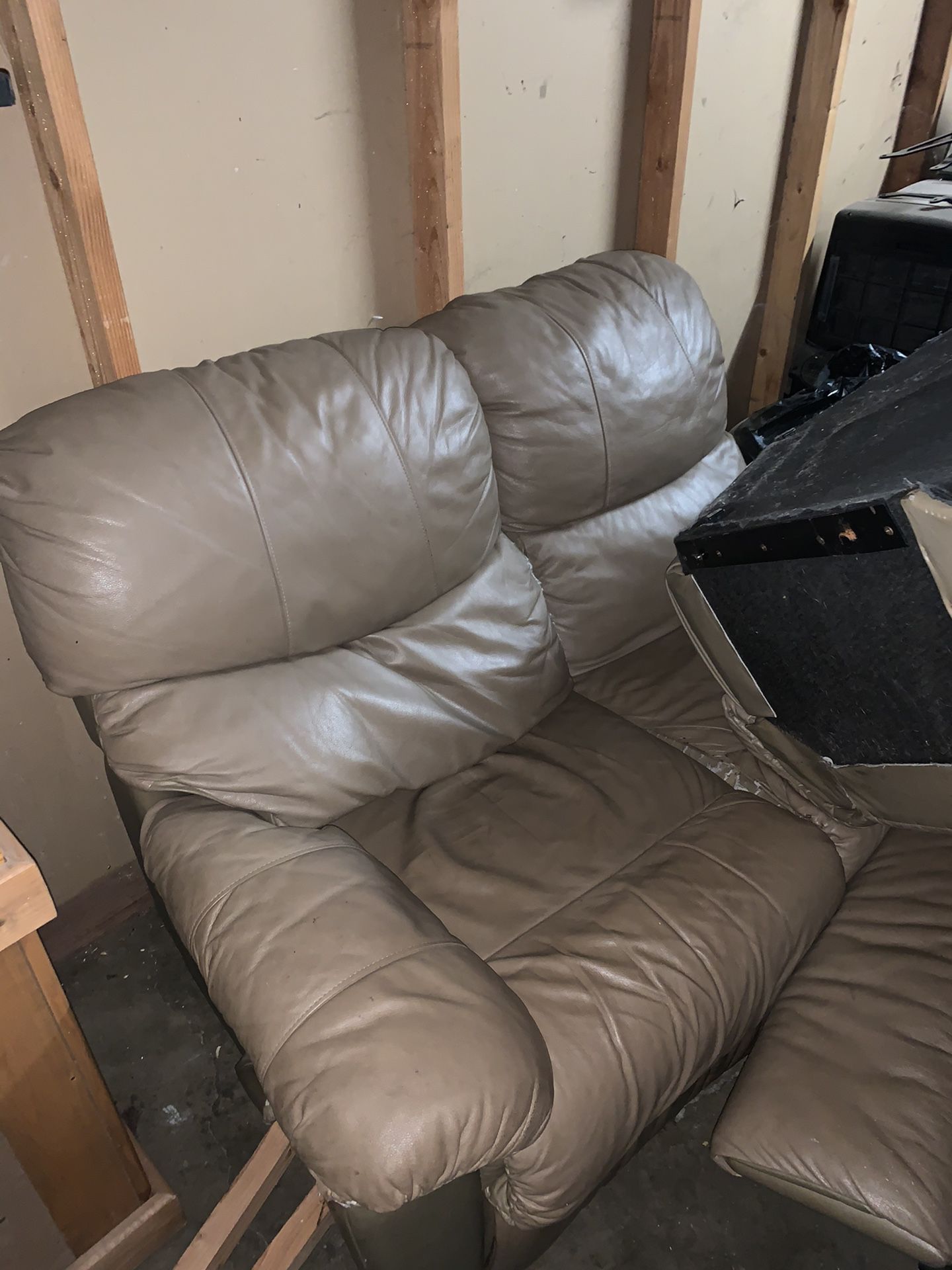 Free Sectional couches/ recliners