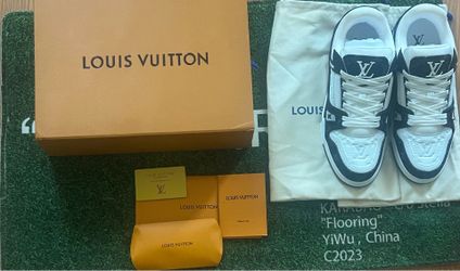LV shoe trainer