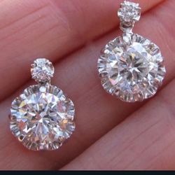 2.2 CT Diamond Earrings Silver Too!! New!!!