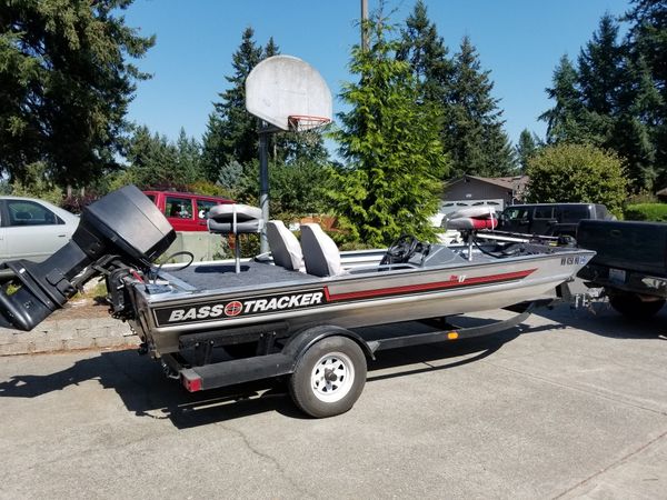 tracker bass boat 1989 pro fishing offerup puyallup
