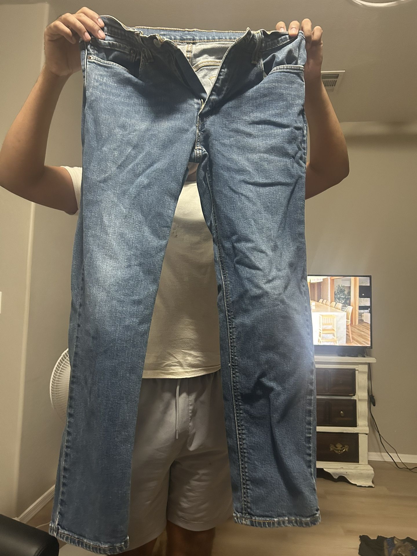 Levi Men’s Jeans 34x32