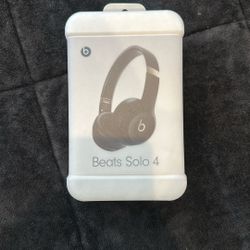 Beats Solo 4