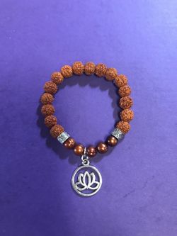 Rudraksha and freshwater pearl bracelet