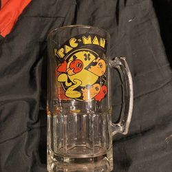 RETRO Pac Man Beer Stein 1982 Tall Glass (no Cracks)