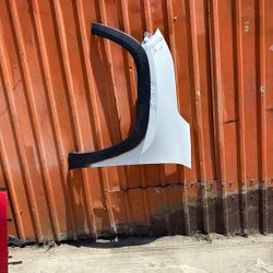 2025-2026 Equinox Fender 