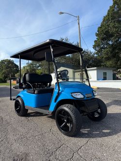 Hugo TXT lithium GolfCart