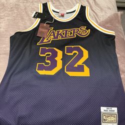 Mitchell And Ness Magic Johnson Jersey XL