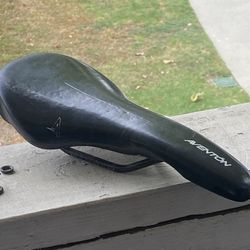 aventon saddle