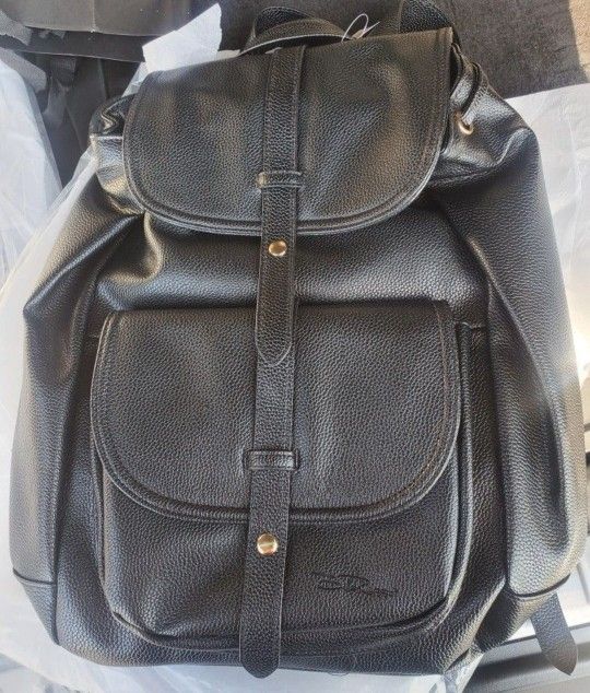 Bella Russo Black Leather Backpack