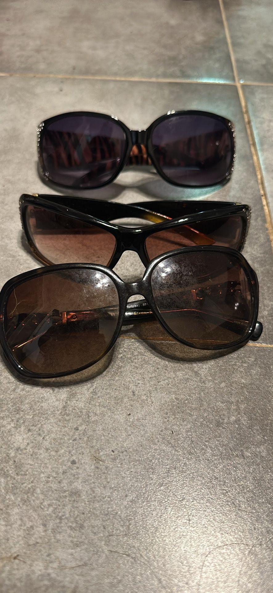 3 Pairs Of Ladies Sunglasses 