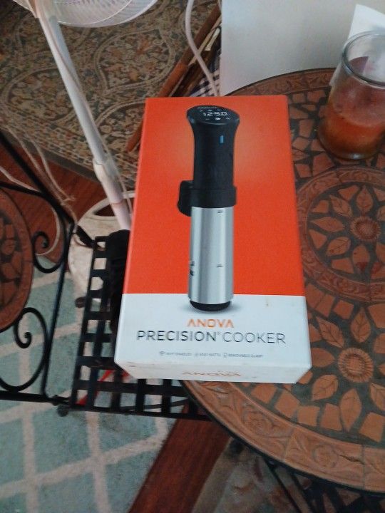 Precision Cooker. "ANOVA"
