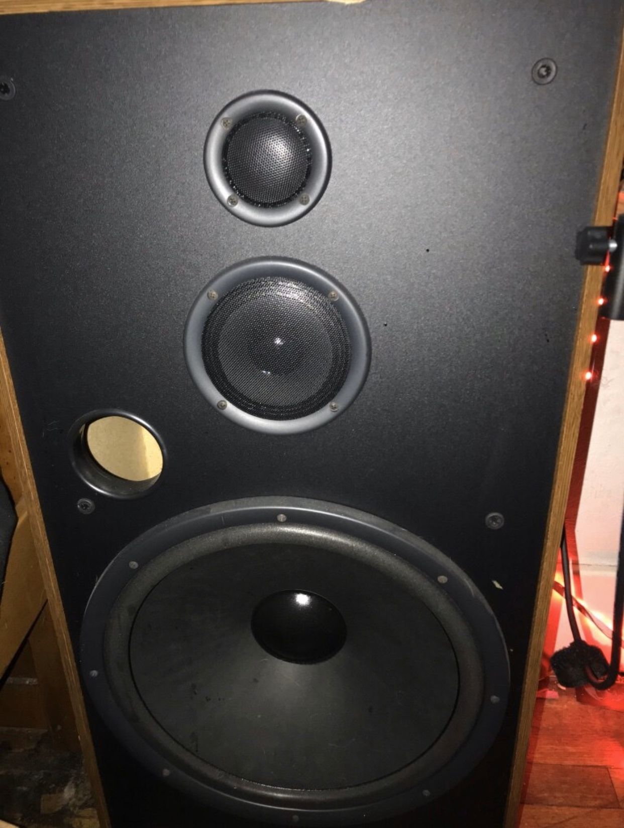 Jensen JHS 1583 x2 “Big speakers” w/Sony surround sound x5 speakers