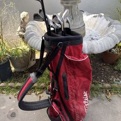 GOLF CLUBS SET