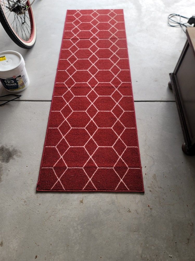 7ft x 26.5" floor runner rug