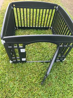 4-Panel Modular Plastic Pet Playpen with Door (Black)
