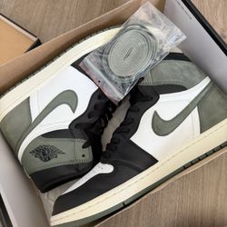 AJ1 High Clay Green
