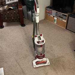 Shark Vacuum - Anti-Allergen Complete Seal