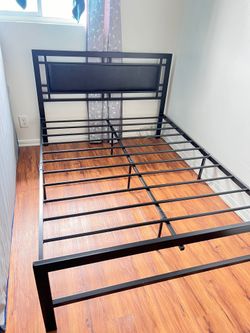 Bed Frame Full With Mattress