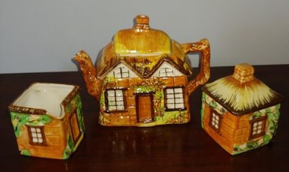 Cottage Tea Set