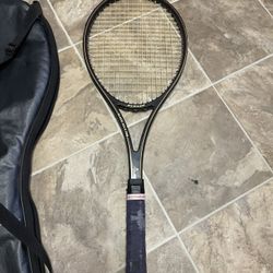 Dunlop Black Max Pro Tennis Racket