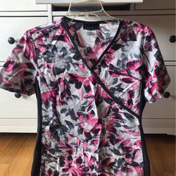 Small Cherokee Scrub Top 