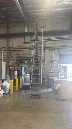 16 Step Grip Step Ladder - Assembled with 20" Top Step