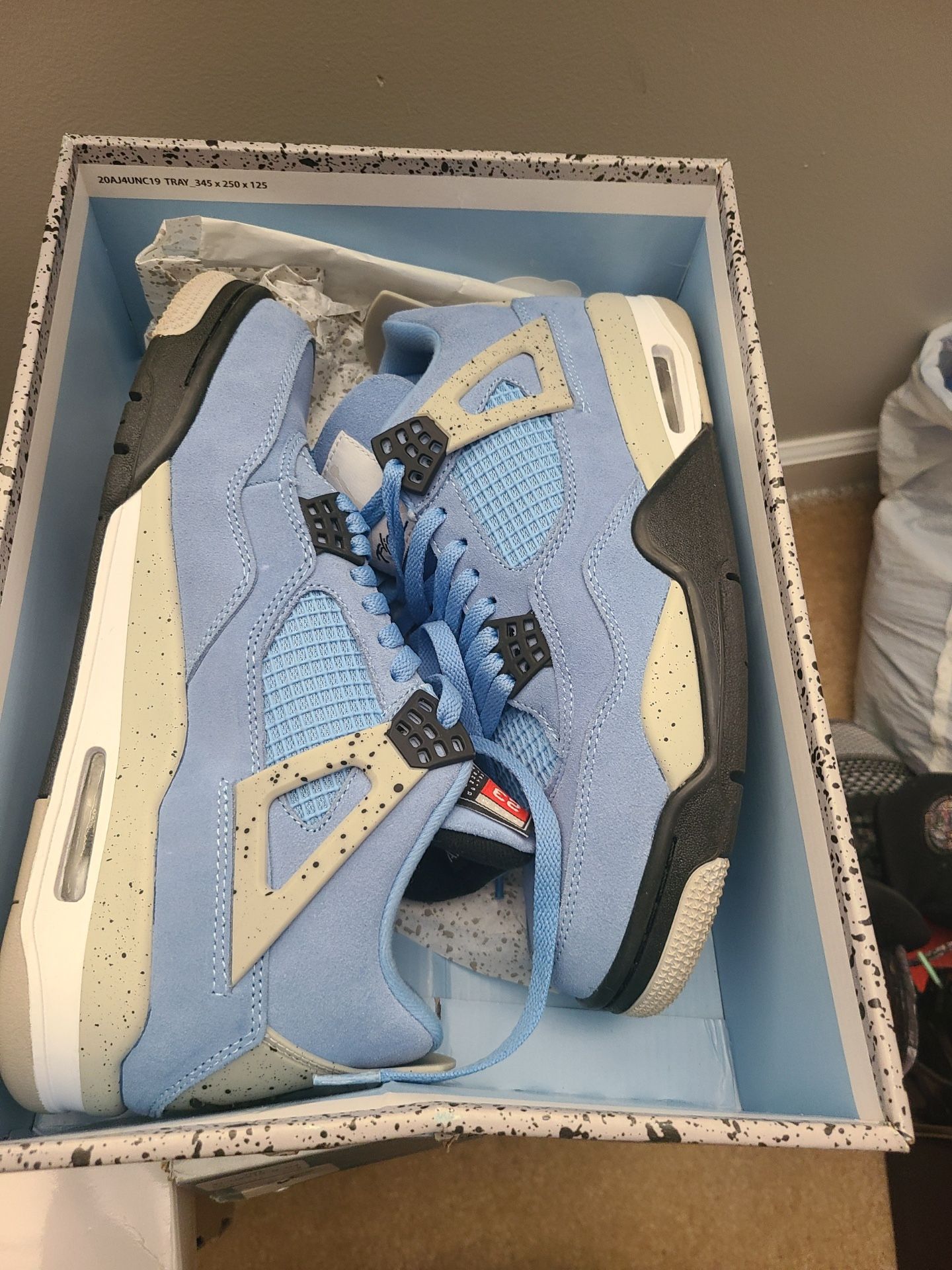 Unc 4s Jordan