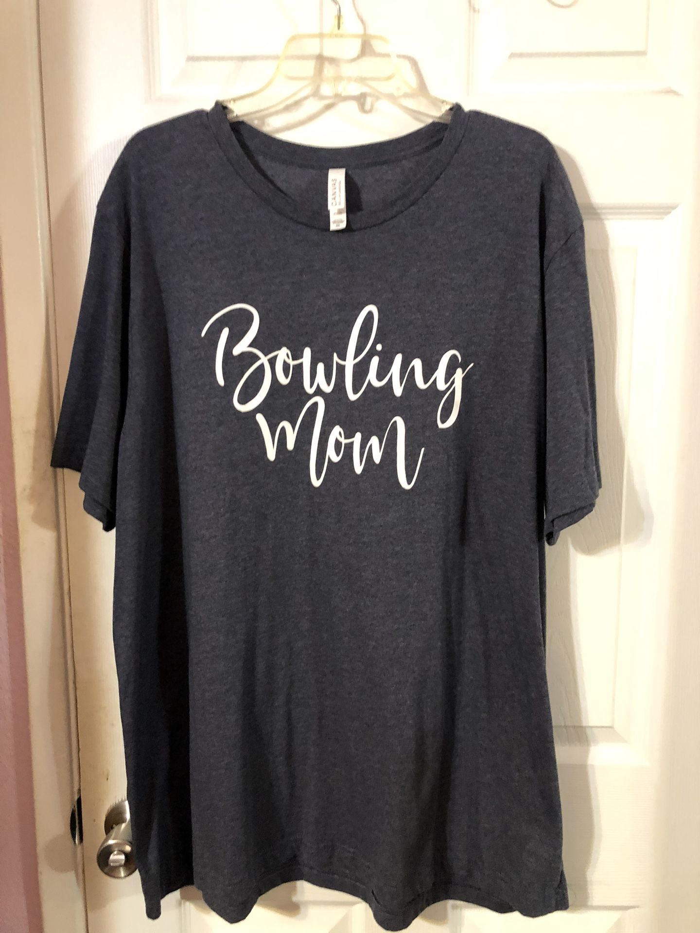 Womens Size 3X Tunic Length T-Shirt. Says “Bowling Mom “ On The Front. Brand Bella - Canvas . Brand New Never Worn. Smoke free home