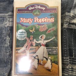 Mary Poplins 