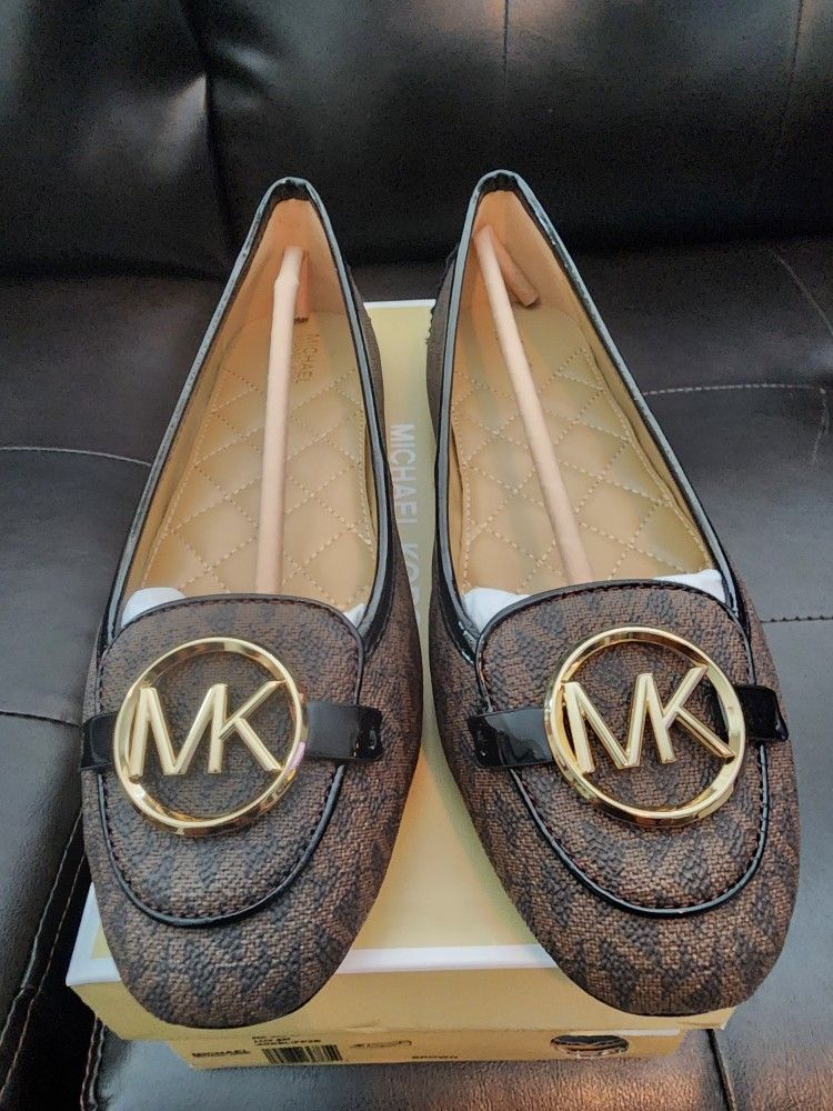 Michael Kors Lilly Moc Brown (Size 8) Brand New