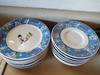 Coca-Cola Christmas Plates ( No Big Ones )