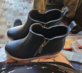 Steve Madden Women's Wedgie Waltz Zip Up Ankle Boots
