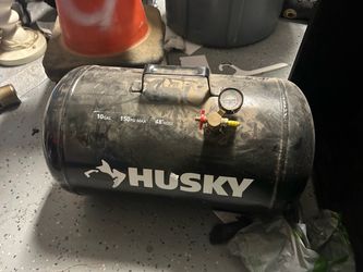 Husky portable air tank