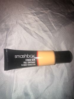 Smashbox Foundation