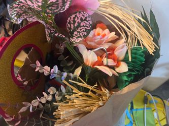 Aloha party decor