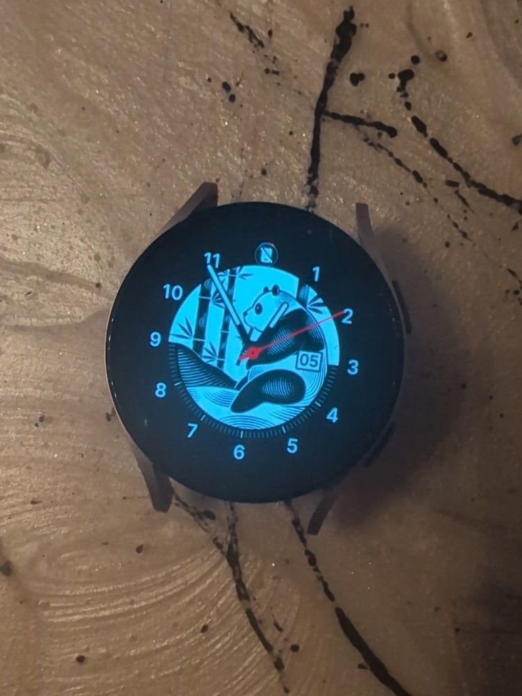 Samsung Smart Watch W/Straps Rose Gold