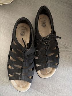 Earth Spirit Women's 8 Black Lace-Up Gladiator Flat Sandals - OBO