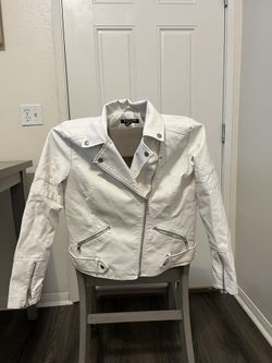 White Women’s Coat 