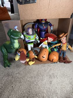 Toy Story Mega Figure Set – Like New!