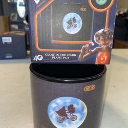 GLOW IN THE DARK PLANT POT Half Moon Bay E.T. the ExtraTerrestrial 