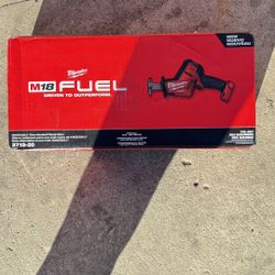 Milwaukee Hackzall M18