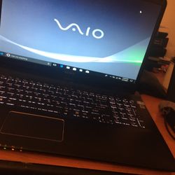 17 Inches Sony Vaio 16 GB Memory Ram 500 SSD Solid State Hardrive i7 Processor