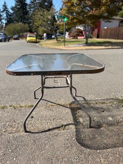 Free glass Top Outdoor Patio Table