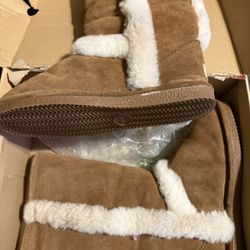 Women’s Bear Paw Boots 
