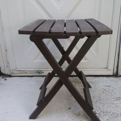 Outside Plastic Folding Table
