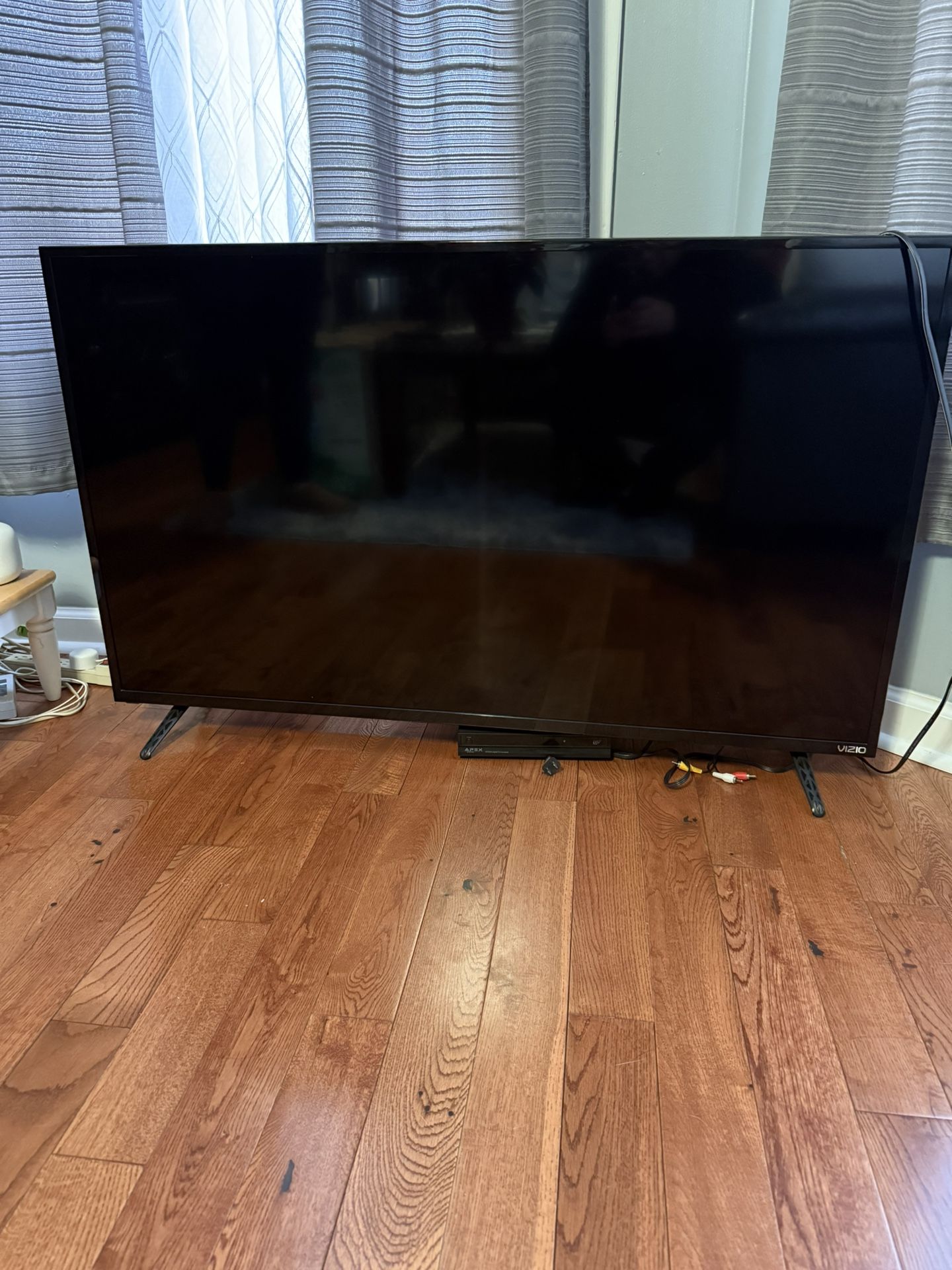 Vizio 50” Tv