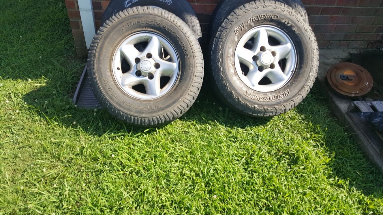 1999 Dodge Ram 1500 rims and tires