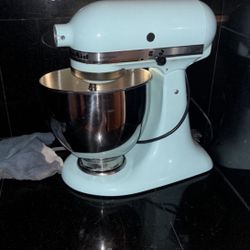 kitchen aid mixer