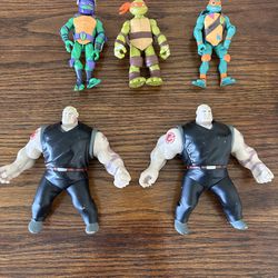 3 Teenage Mutant Ninja Turtles And 2 Bad Guys Action Figures 
